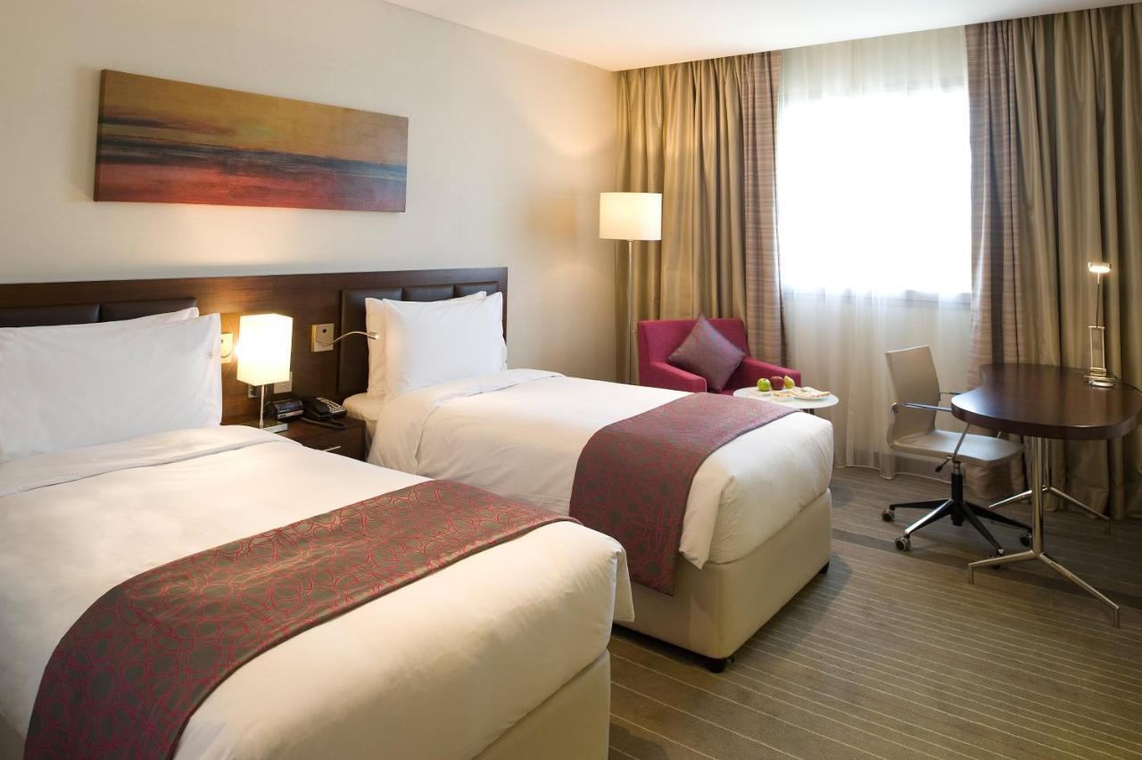 Holiday Inn Muscat Alseeb By Ihg Exterior foto
