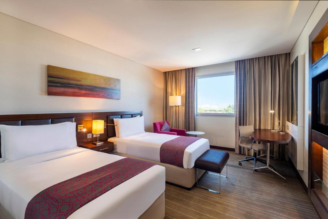 Holiday Inn Muscat Alseeb By Ihg Exterior foto