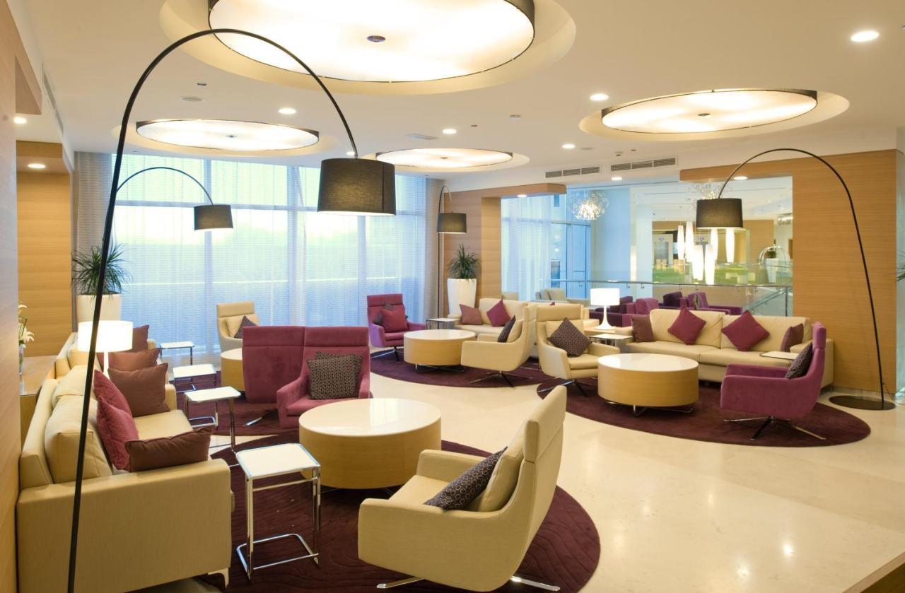 Holiday Inn Muscat Alseeb By Ihg Exterior foto